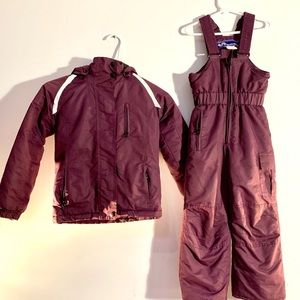 Purple kids jacket and pants snow set, small.